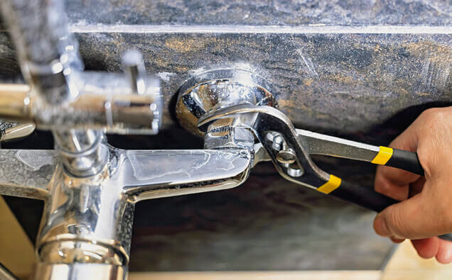 https://plumberthornlie.com.au/uploads/2025/06/emergency-plumbing-180852.jpg